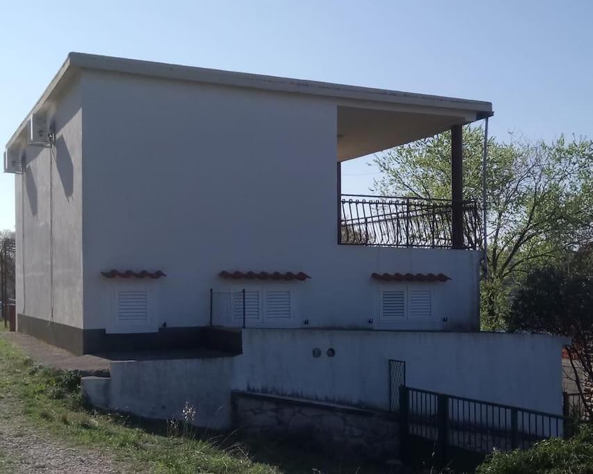 Ferienhaus Am Wasser - Kuca Rio - Iberische Finca In Dalmatien Bilice Exterior foto