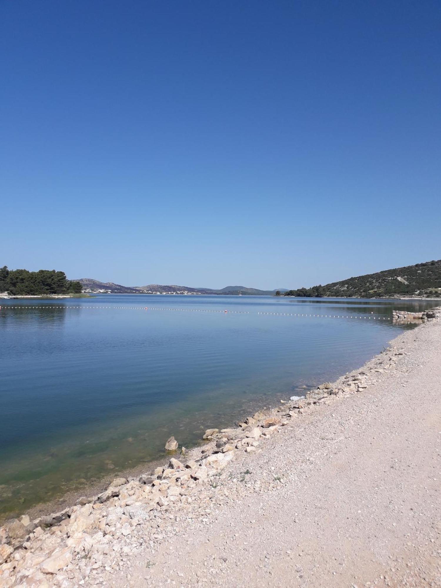 Ferienhaus Am Wasser - Kuca Rio - Iberische Finca In Dalmatien Bilice Exterior foto